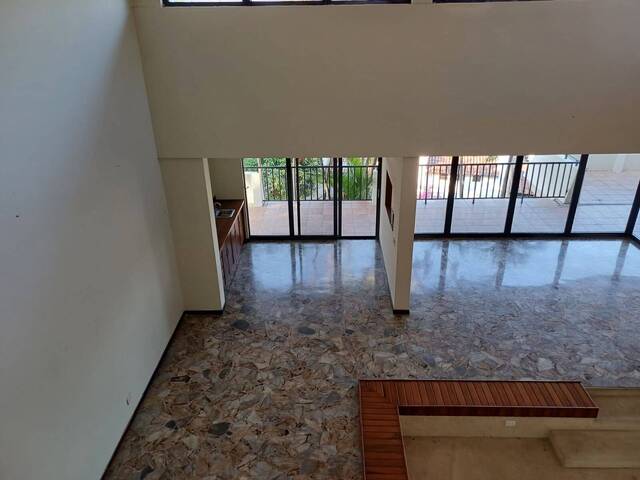 #4 - Casa de Habitacion para Venta en San Salvador - San Salvador - 3